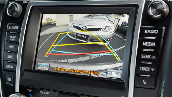 TOYOTA 4RUNNER OEM Integrated Backup Camera System - Image 4