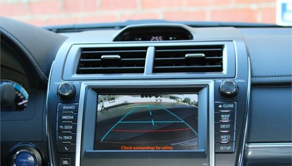 TOYOTA SEQUOIA OEM Integrated Backup Camera System - Image 5